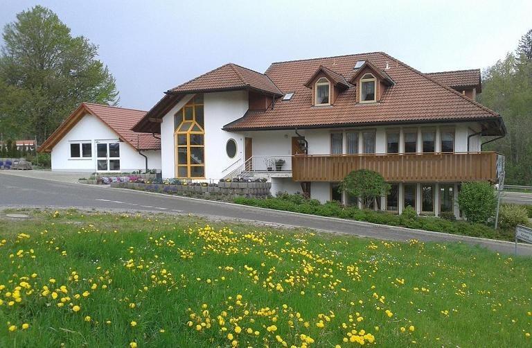 Dzt-Schwarzwaldhotel Garni Unterkirnach Экстерьер фото